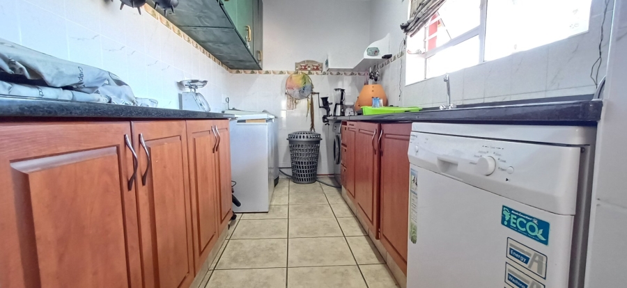 3 Bedroom Property for Sale in Dana Bay Western Cape